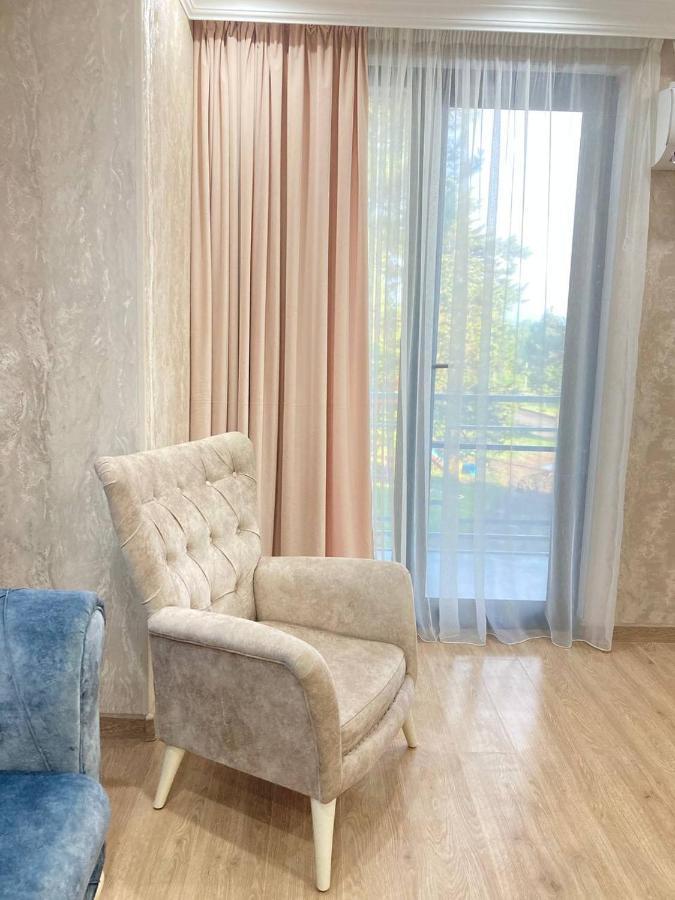 Апарт Отель Pʼotʼi Exteriér fotografie